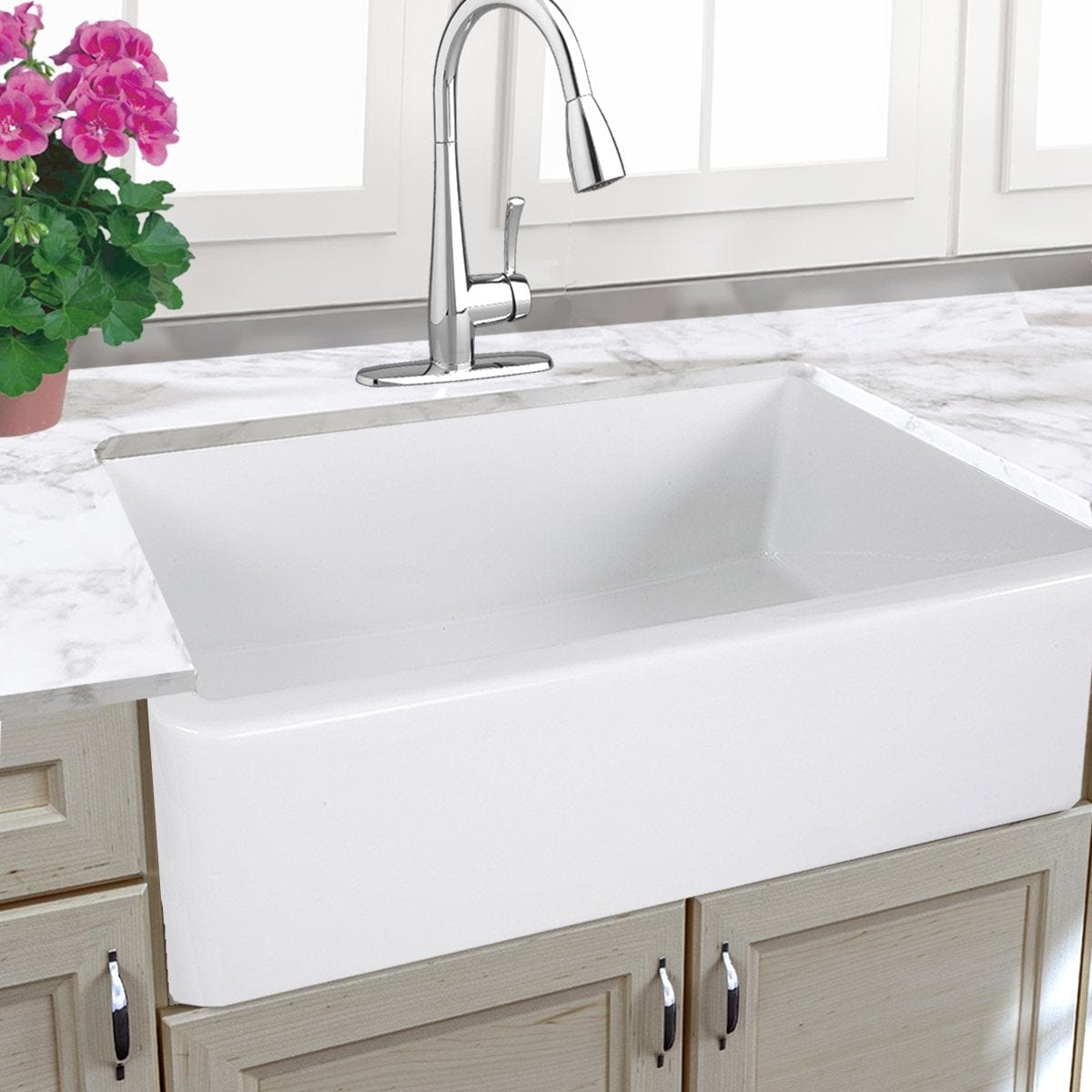 Nantucket 33" Italian Farmhouse Fireclay Sink - Harwich-33 displayed in a modern kitchen setting with a marble countertop.