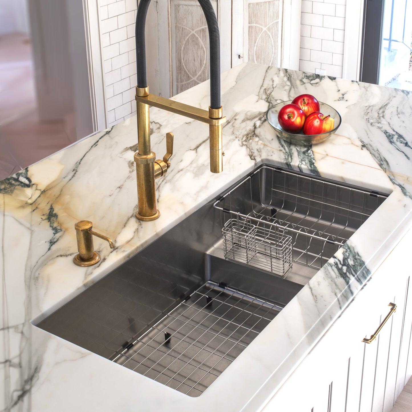 Nantucket STEPPE3918 stainless sink, view 3