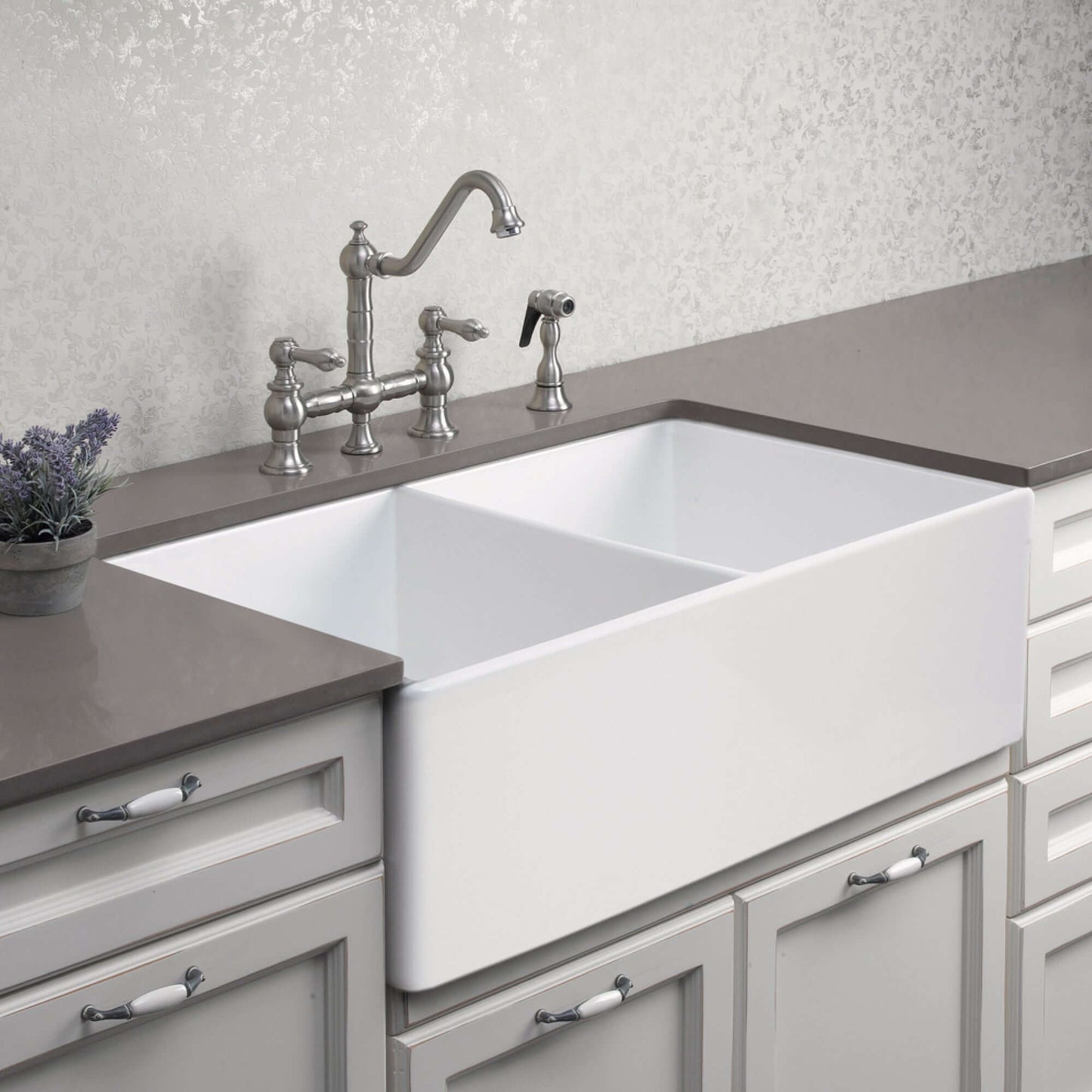 HOUZER PLATUS 33" Fireclay Apron Front Farmhouse 50/50 Double Bowl Kitchen Sink in white with vintage faucet installation.