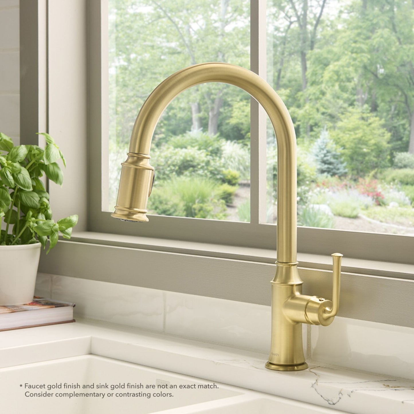 Ruvati RVF1234 Simoni Single-Handle Pull-Down Kitchen Faucet — Traditional Farmhouse Style