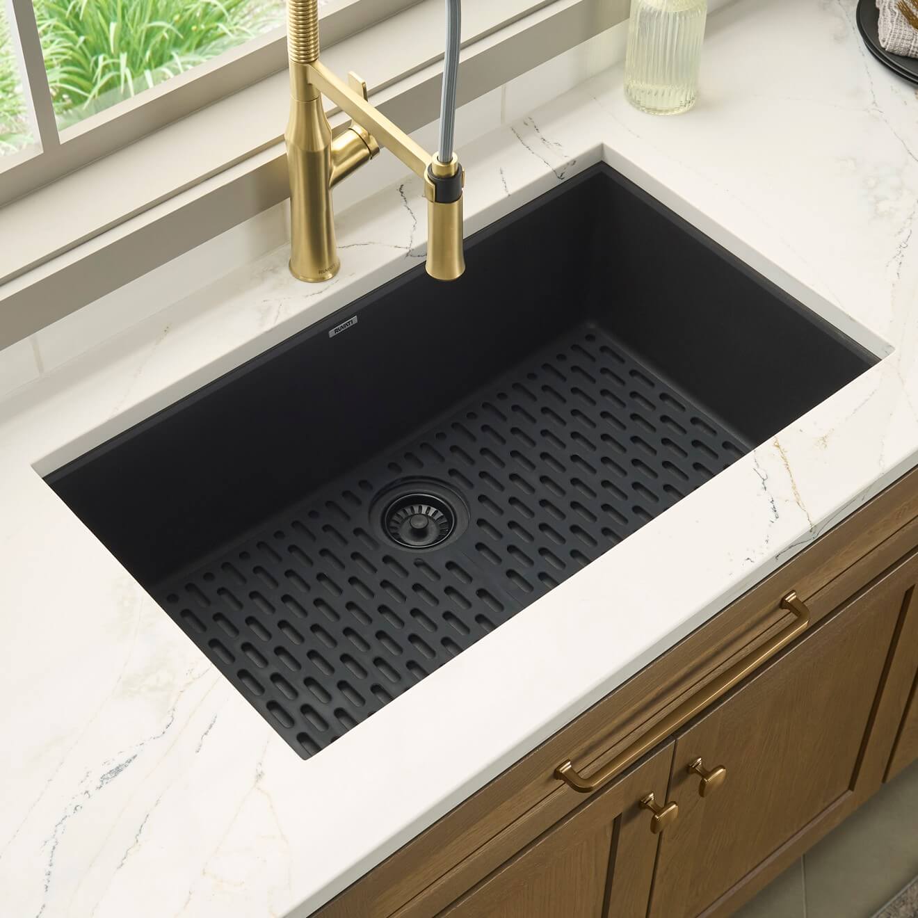 Ruvati RVG2080 32" Granite Composite Undermount Single Bowl Kitchen Sink
