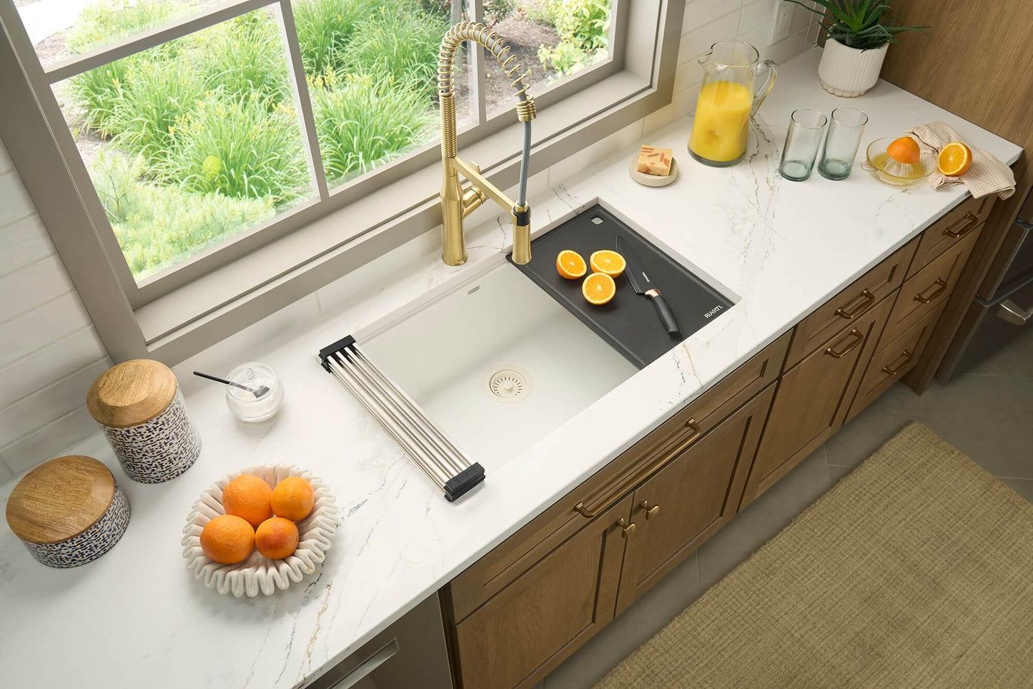 Ruvati RVG2306 32" Granite Composite Undermount Workstation Kitchen Sink
