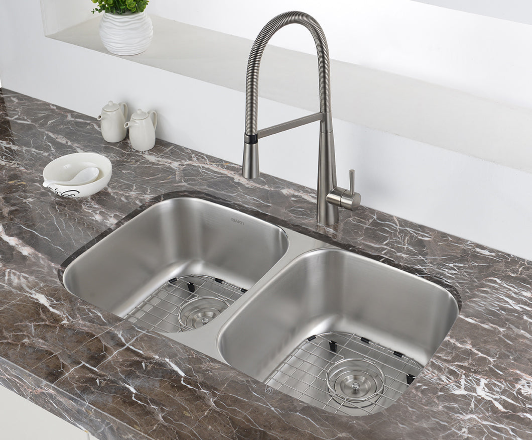 Ruvati 32" Undermount Kitchen Sink 50/50 Double Bowl - RVM4300