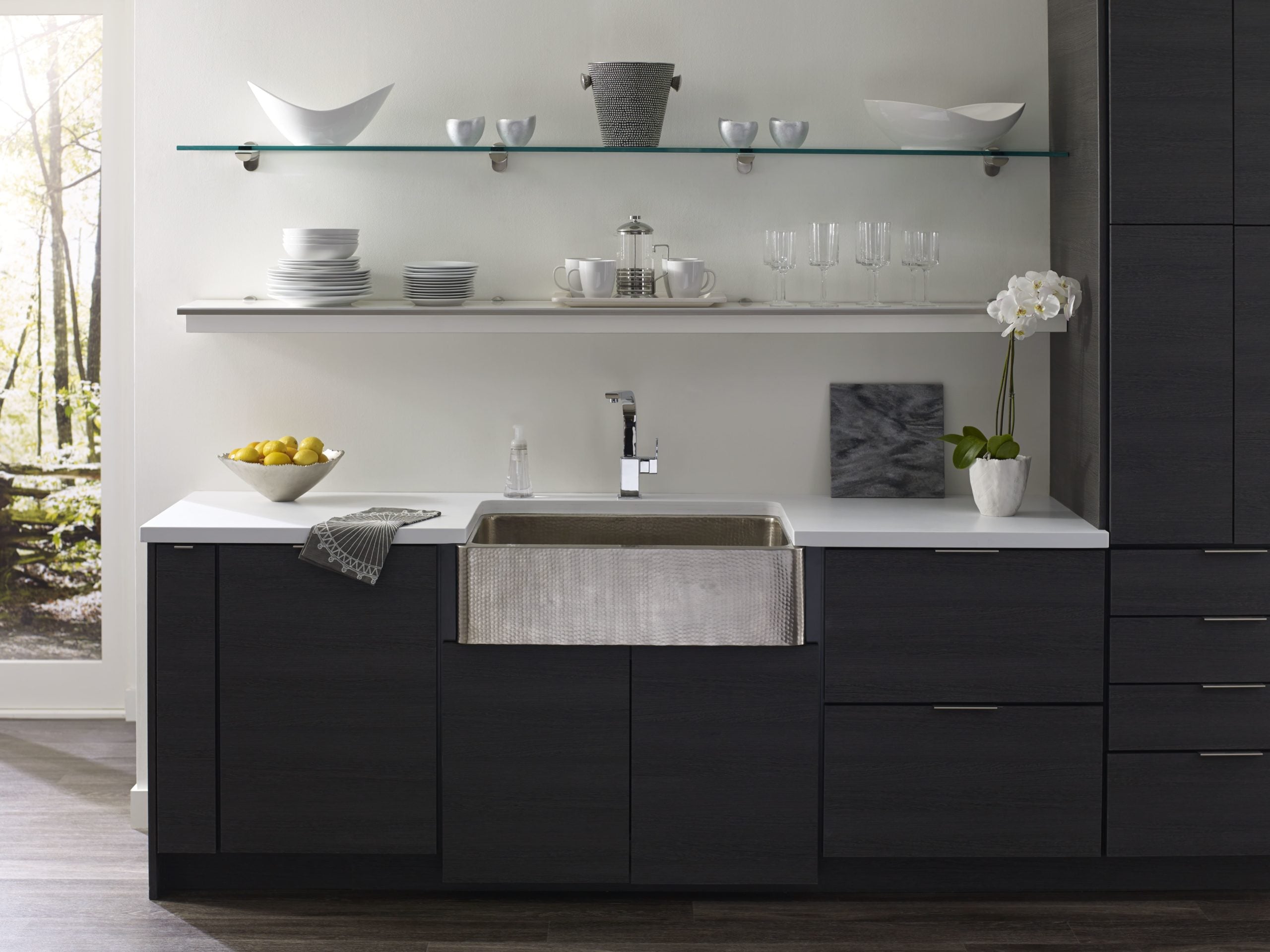 Thompson Quiroga 33" Hammered Stainless Steel single bowl farmhouse sink KSA-3322HSS