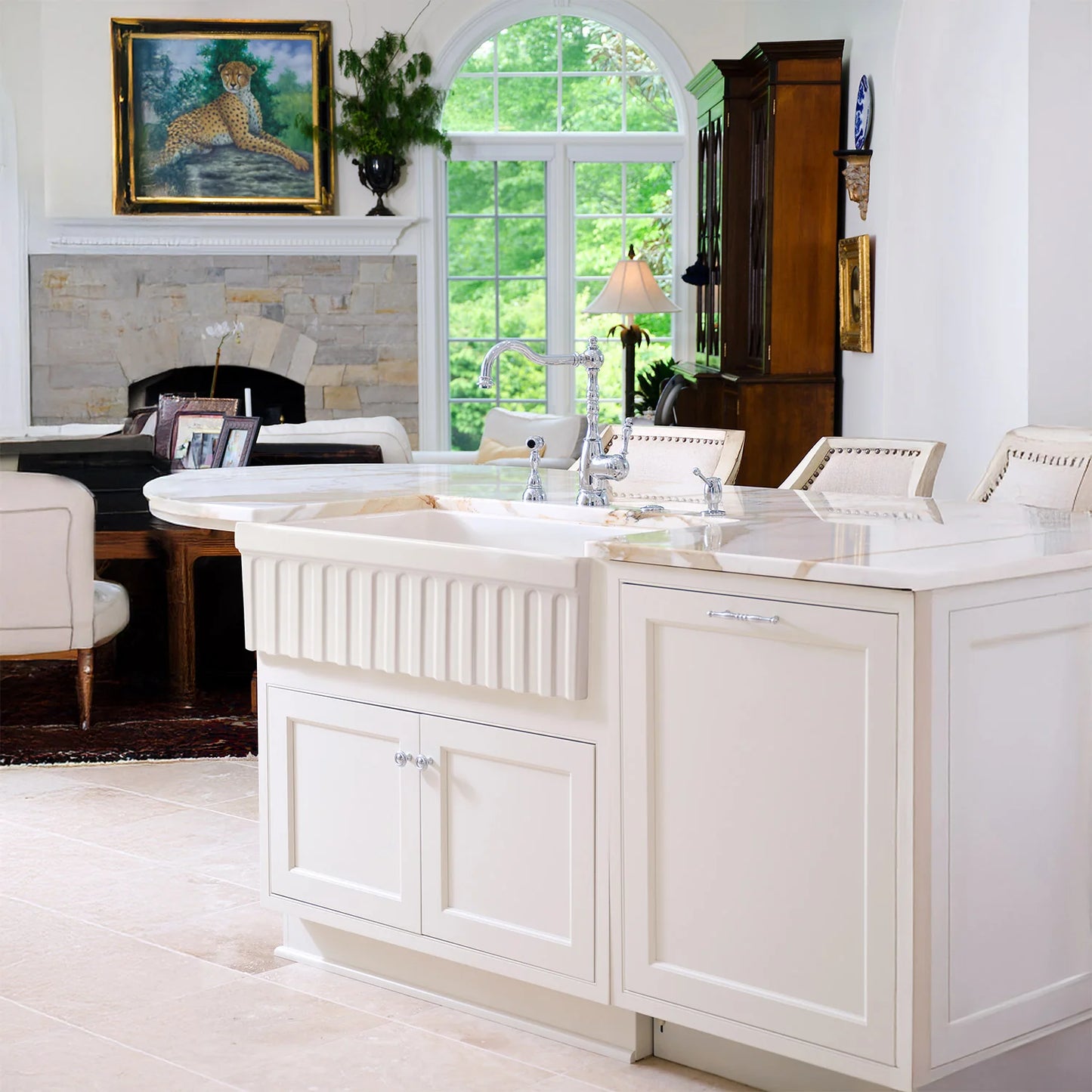 WHITEHAUS 30" Farmhaus Fireclay Quatro Alcove Reversible Sink WHQ330 showcased in a stylish kitchen setting.