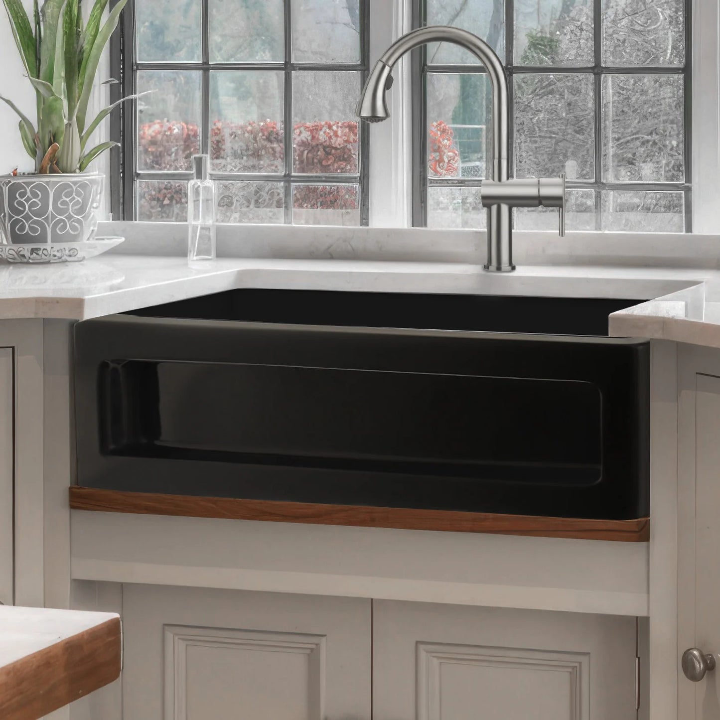 WHITEHAUS 33" Shakerhaus Reversible Kitchen Fireclay Sink WHQ5550 in modern kitchen setting.