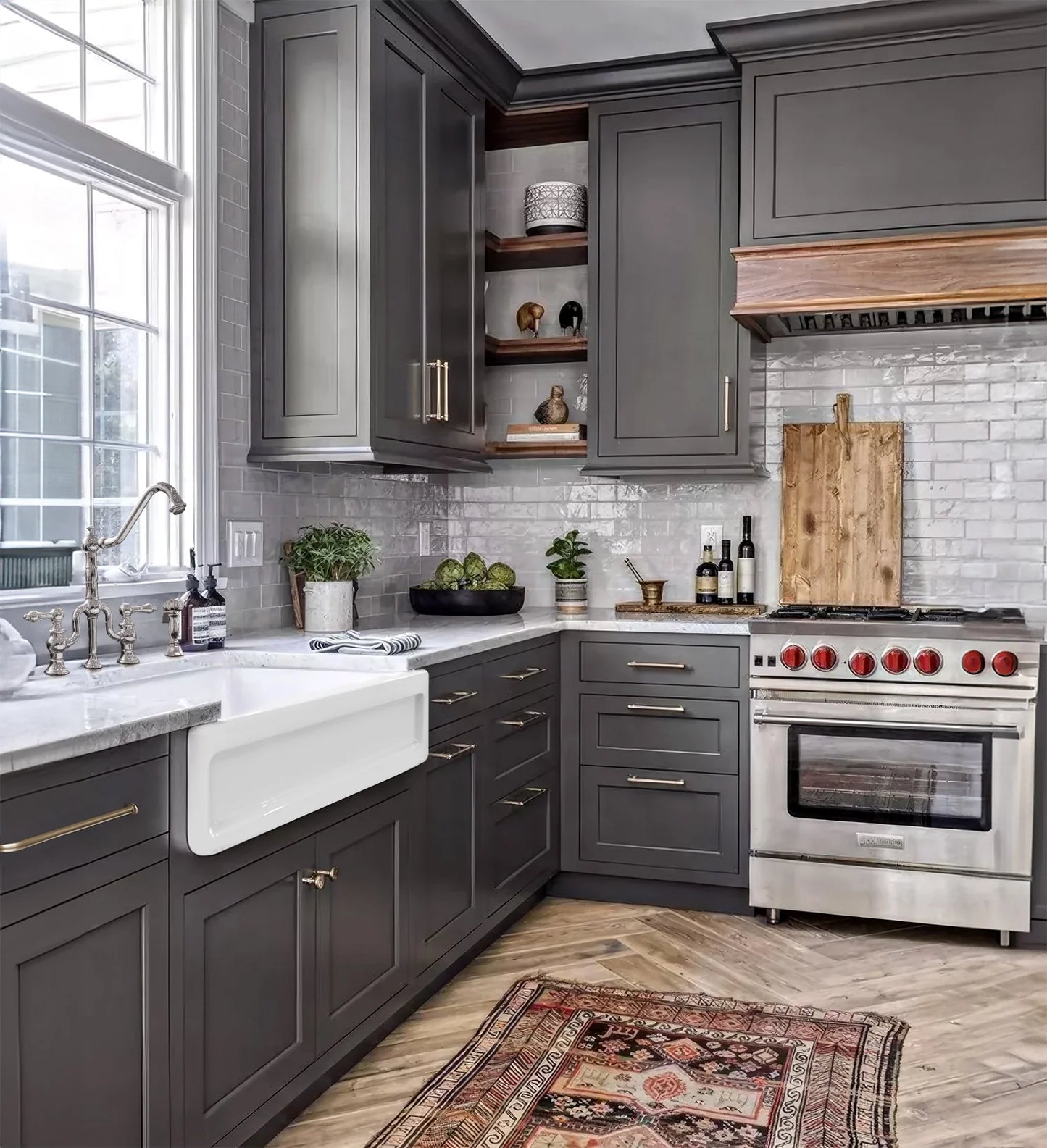 WHITEHAUS 33" Shakerhaus Reversible Kitchen Fireclay Sink WHQ5550 in modern kitchen with gray cabinets and stainless steel appliances.