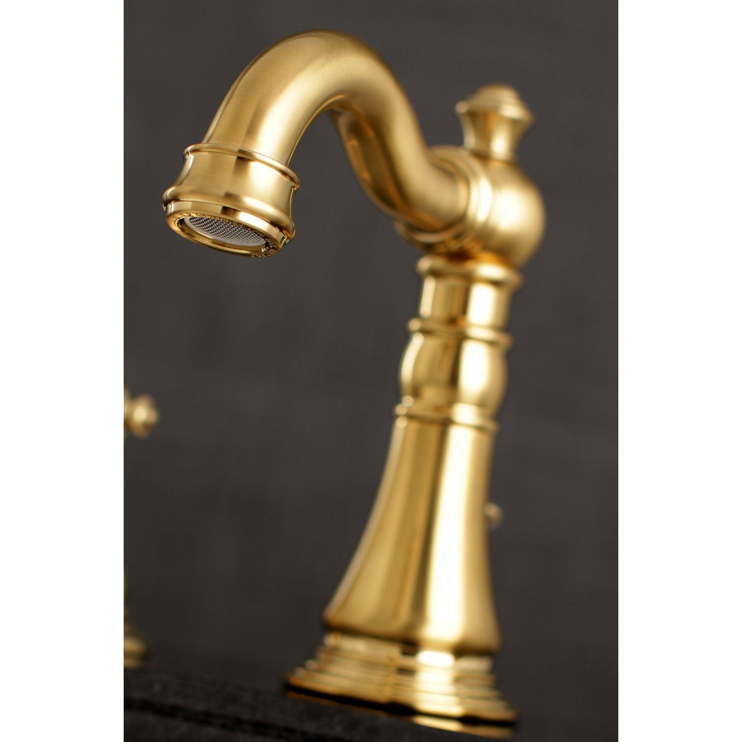 KINGSTON Brass Fauceture English Classic Widespread Bathroom Faucet - Brushed Brass