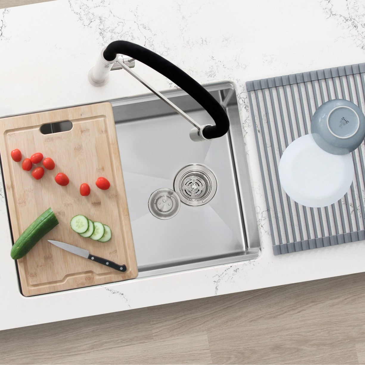 Stylish Azuni 25" Workstation Stainless Steel Undermount Sink