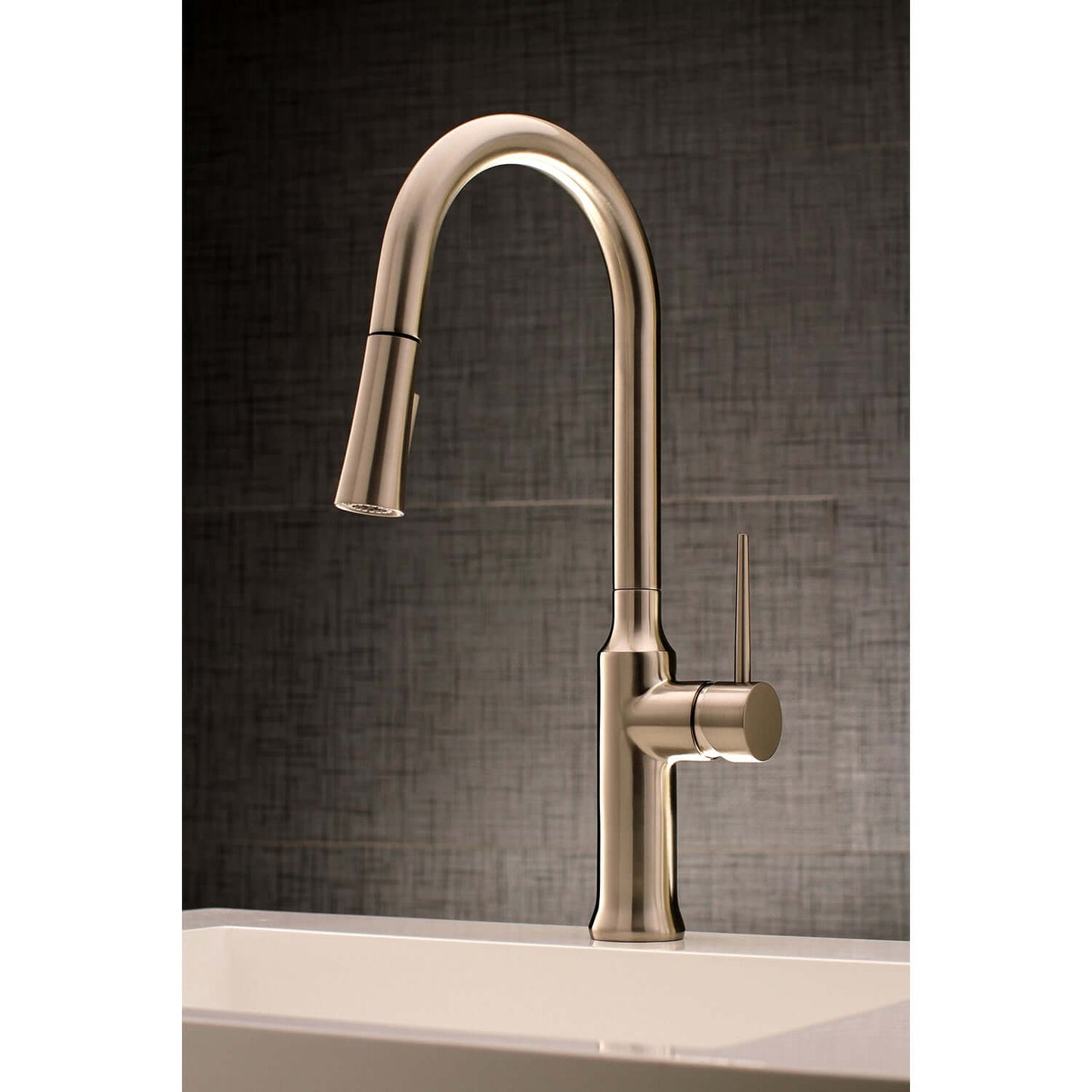 Gourmetier LS2723NYL New York Single-Handle Pull-Down Kitchen Faucet, Brushed Brass