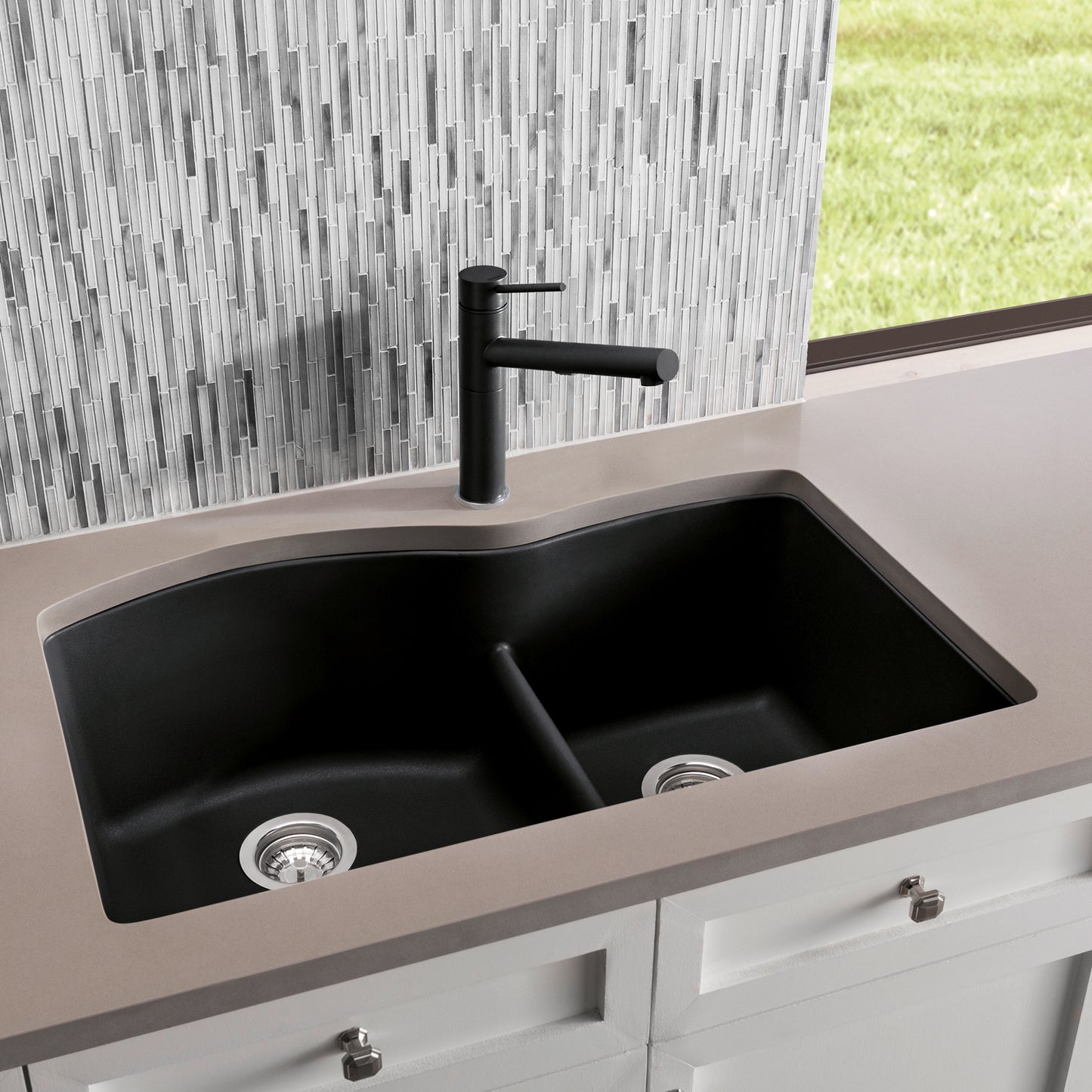 BLANCO Diamond SILGRANIT 32" 60/40 Double Bowl Undermount Kitchen Sink with Low Divide installed in modern kitchen.