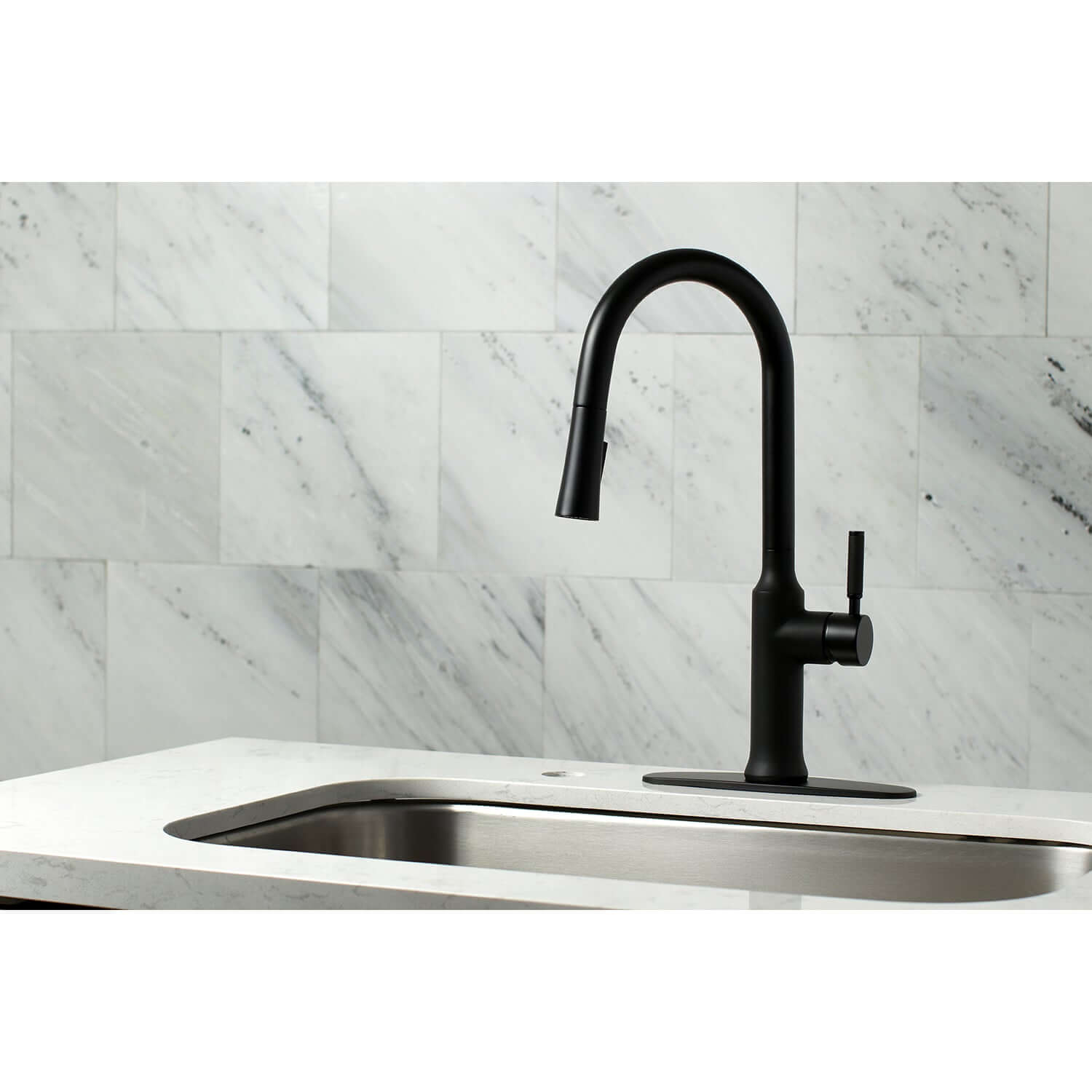 Gourmetier LS2723DKL Kaiser Single-Handle Pull-Down Kitchen Faucet, Brushed Brass with sleek black design