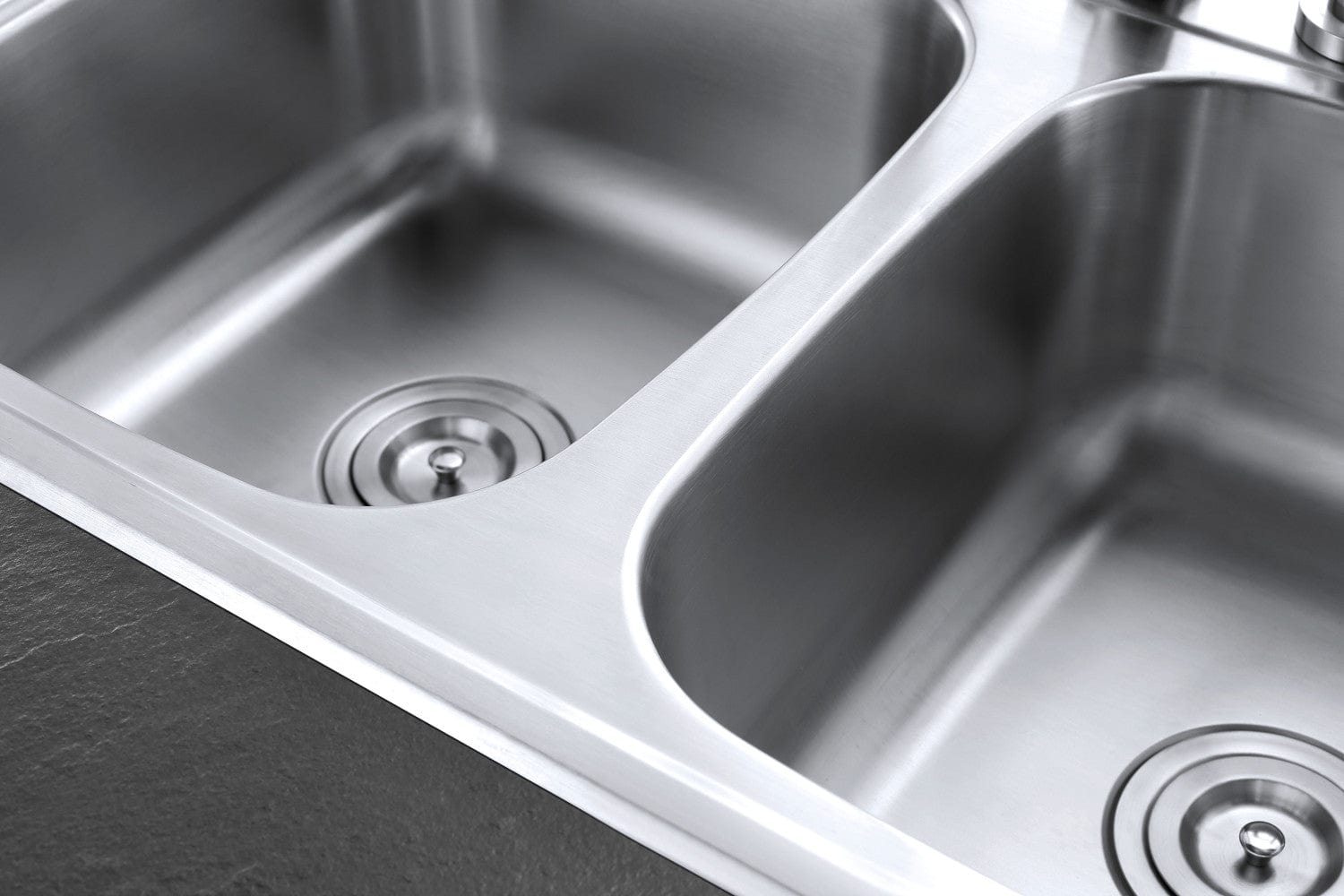 KINGSTON Brass Gourmetier 33" Double Bowl Kitchen Sink - Brushed