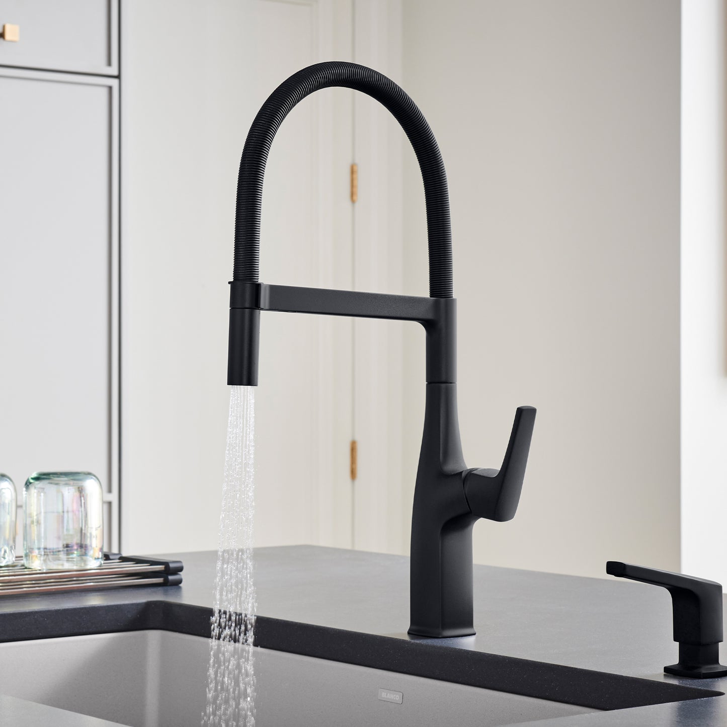 BLANCO Rivana Semi-Pro Pull-Down Dual-Spray Kitchen Faucet