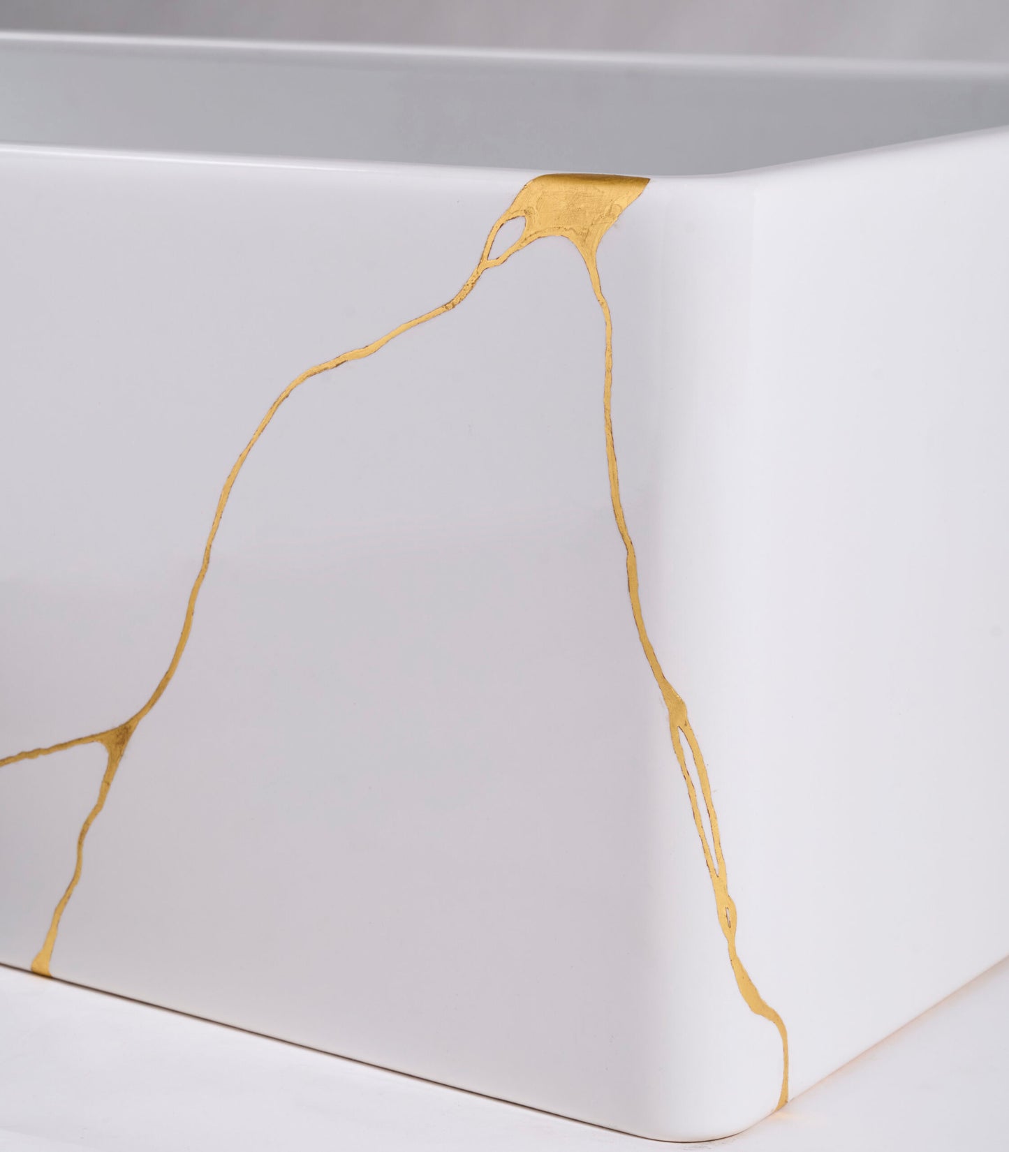 Thompson Kintsugi 30" Matte White Fireclay Farmhouse Sink with Gold Detailing - KSA-KINT-GOLD - view 5