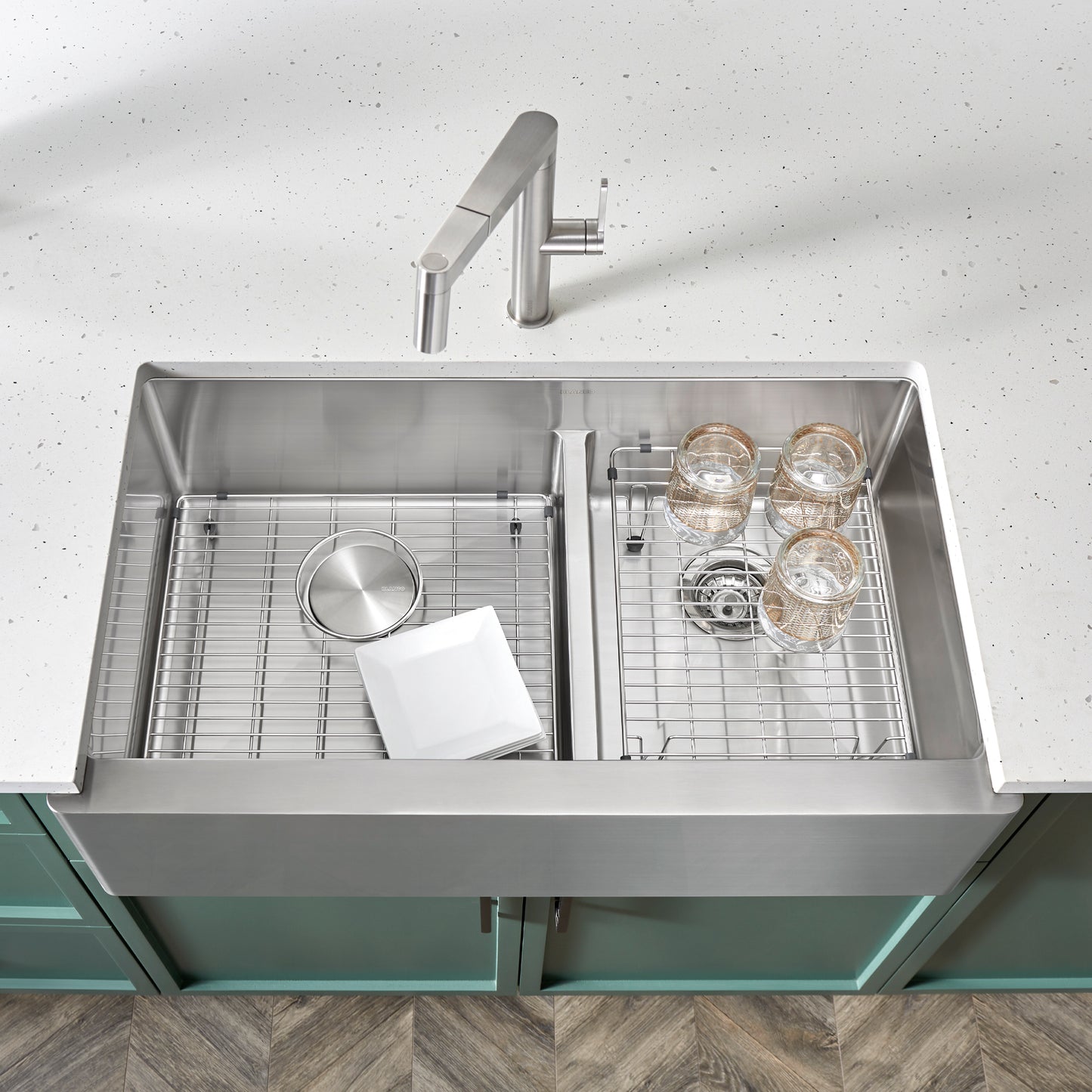 BLANCO Quatrus R15 33" 60/40 Double Bowl Apron-Front Stainless Steel Farmhouse Sink with Low Divide and accessories.