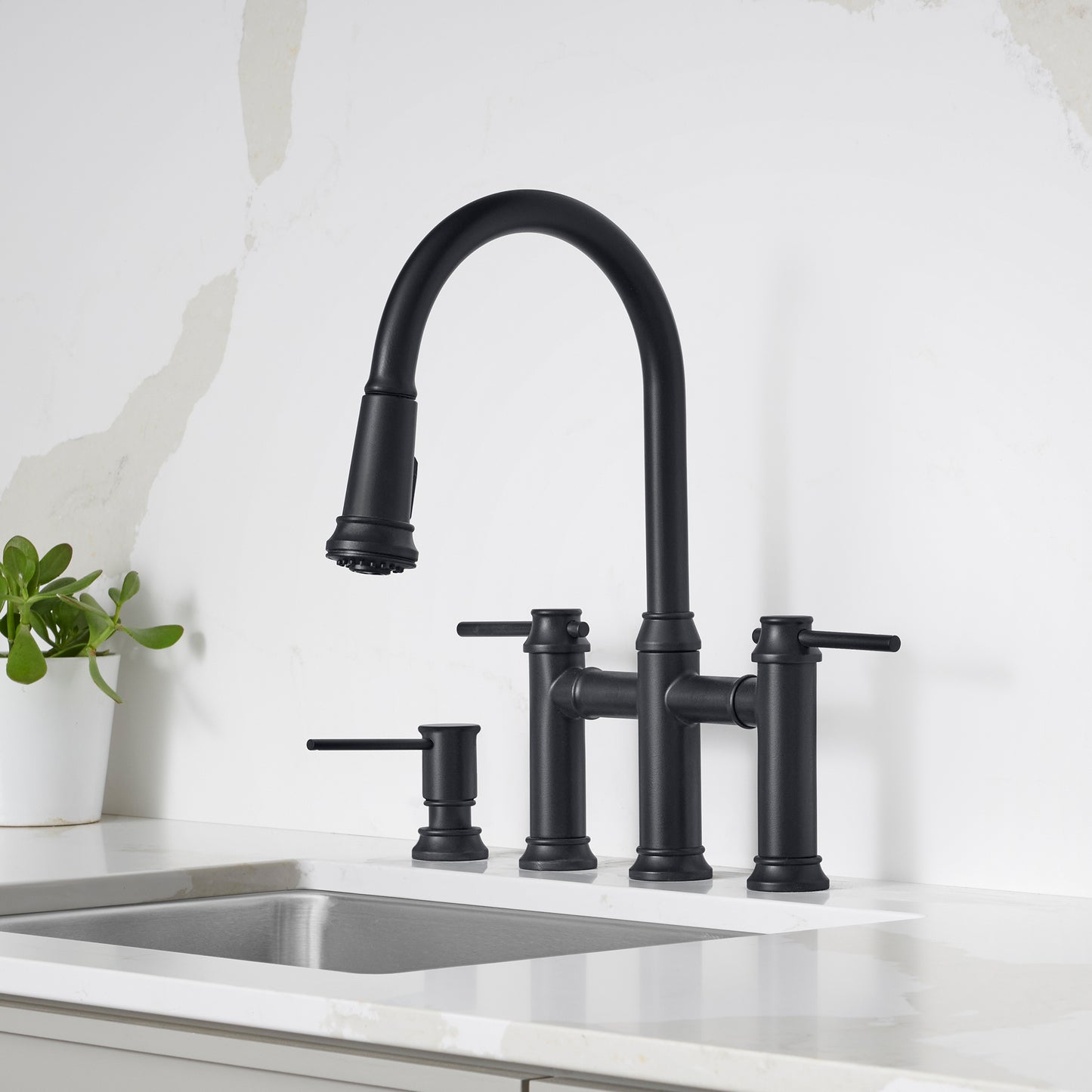 BLANCO Empressa Pull-Down Dual-Spray Bridge Faucet