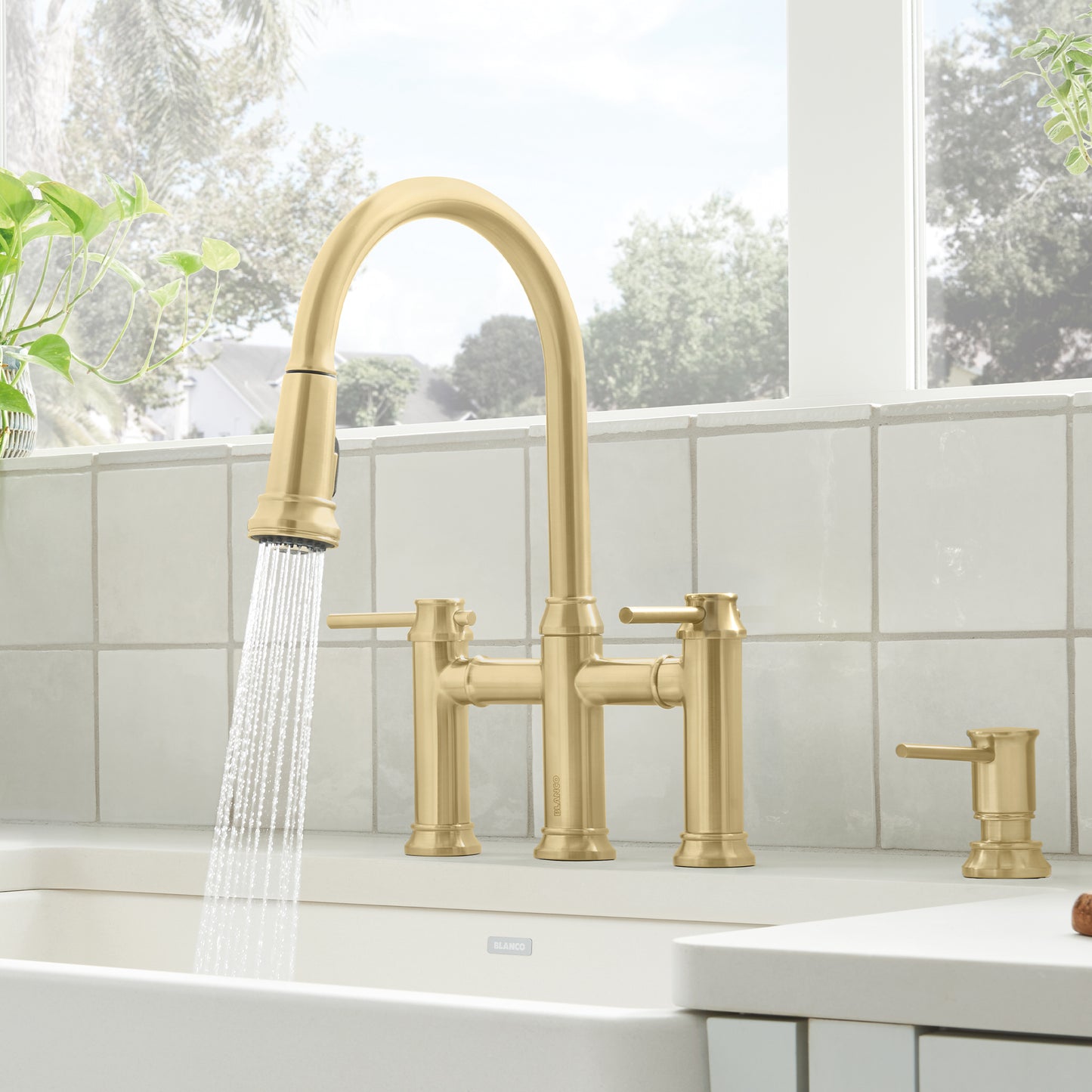 BLANCO Empressa Pull-Down Dual-Spray Bridge Faucet