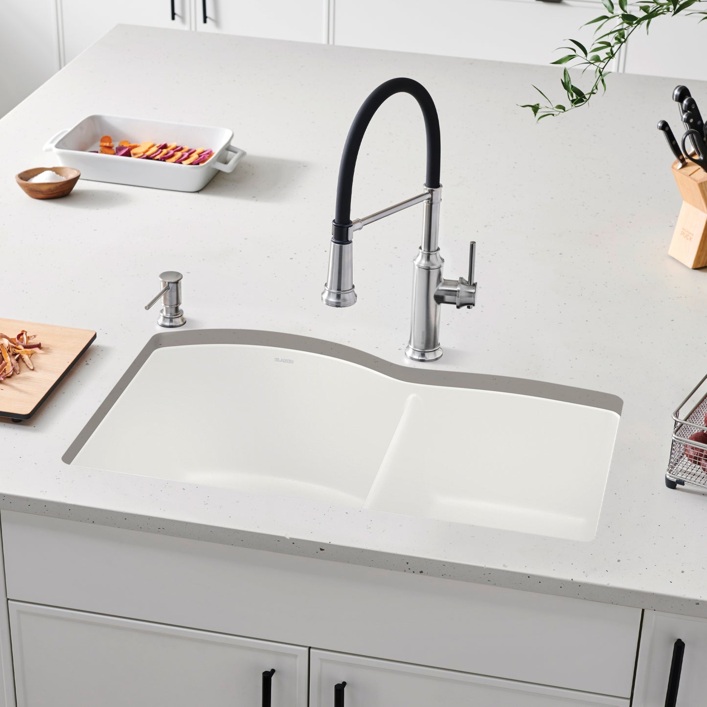 BLANCO Diamond SILGRANIT 32" 60/40 Double Bowl Undermount Kitchen Sink on a modern countertop.