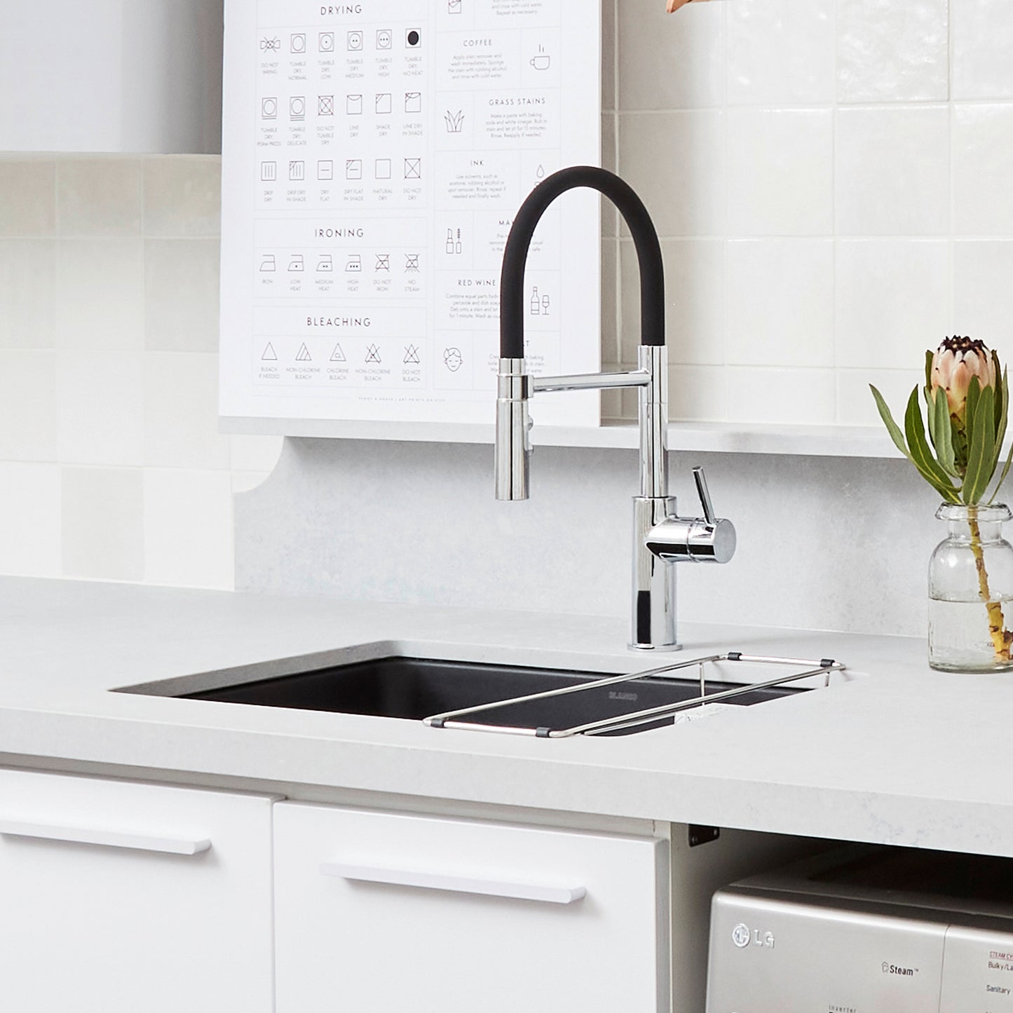 BLANCO Catris Flexo Semi-Pro Pull-Down Dual-Spray Kitchen Faucet displayed in a modern kitchen setting.