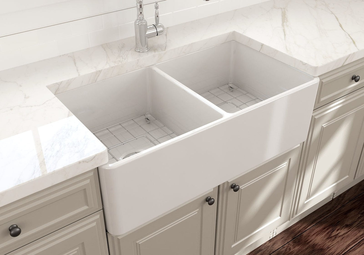 BOCCHI Classico 33" Fireclay Farmhouse Apron 50/50 Double Bowl Kitchen Sink showcasing dual-bowl design in a kitchen.