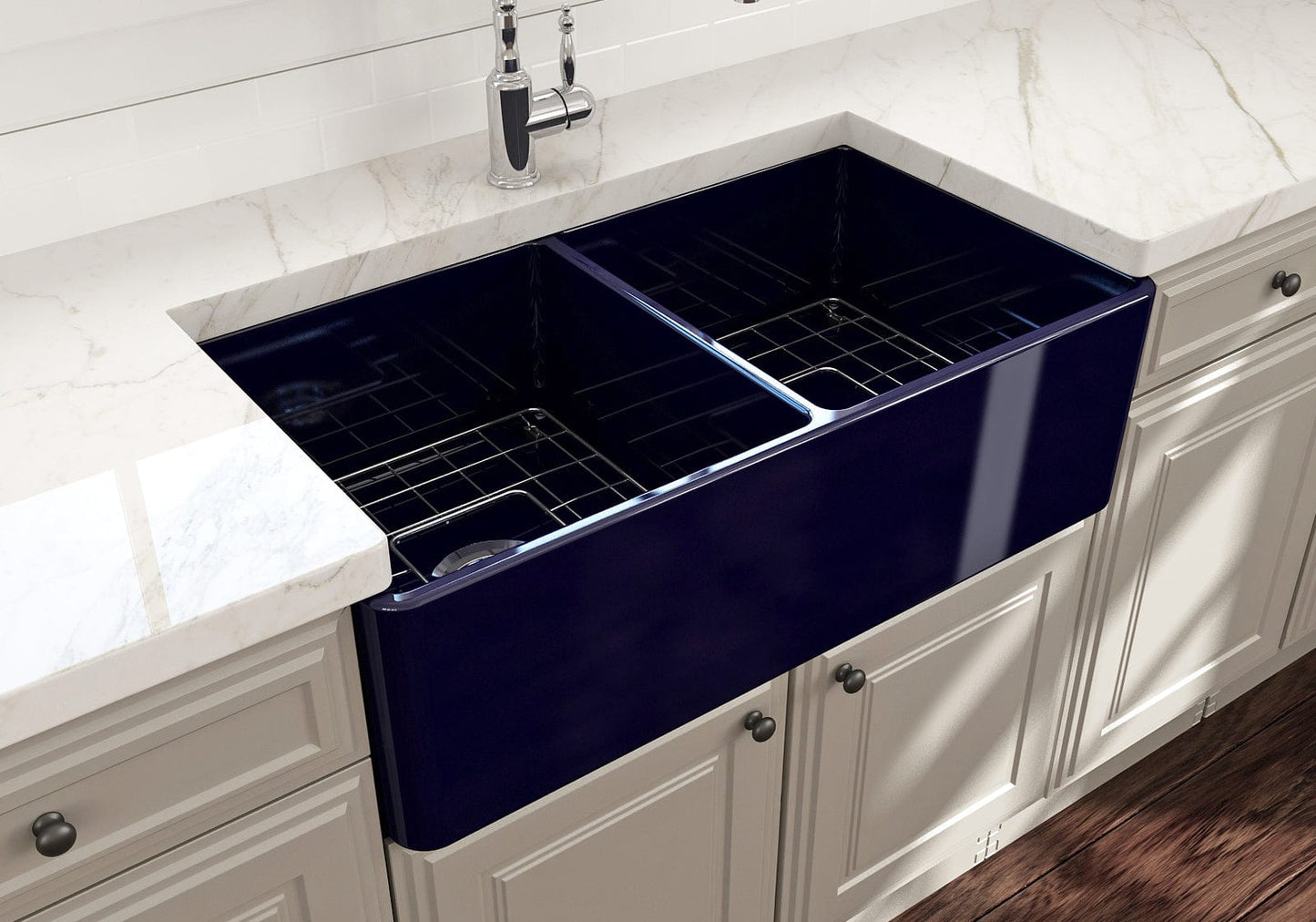 BOCCHI Classico 33" Fireclay Farmhouse Apron 50/50 Double Bowl Kitchen Sink installed in a modern kitchen.