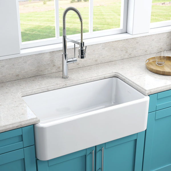 Latoscana 33 Reversible Fireclay Single Bowl Farmhouse Sink