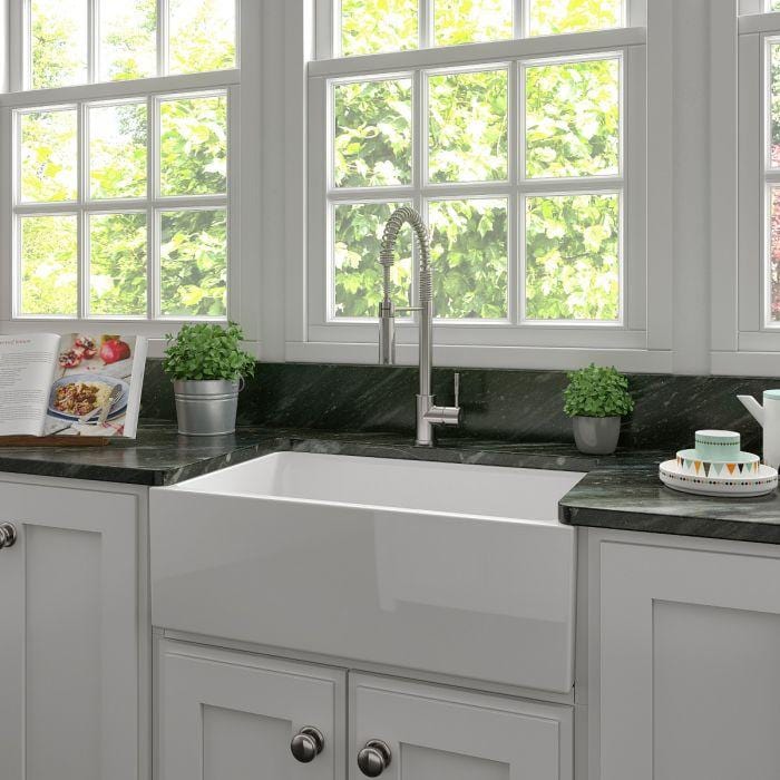 ZLINE Turin Farmhouse Reversible Fireclay Sink in White Gloss (FRC5117-WH-30)