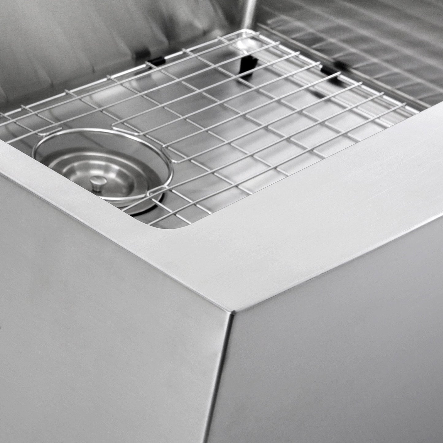 Nantucket 30" Pro Series Single Bowl Farmhouse Apron Front Stainless Steel Kitchen Sink - APRON302010-SR-16 close-up view